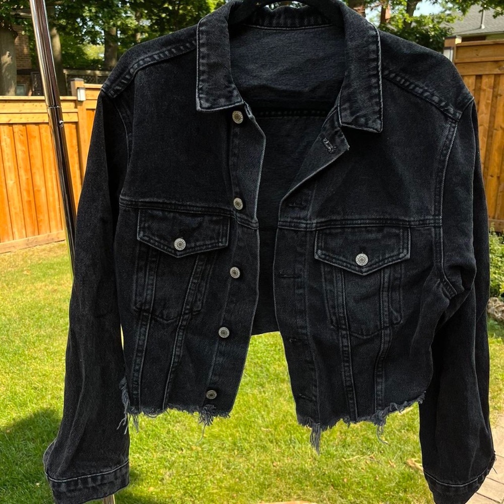 Vintage John galt cropped black denim jacket